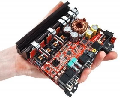 Mosconi Gladen D2 100.4 DSP - 4-Kanal Digital-Endstufe Mit Prozessor 4 Mosconi Gladen D2 100.4 DSP - 4-Kanal Digital-Endstufe Mit Prozessor – Bild 2