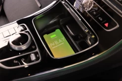 ACV INBAY - Induktive Ladeablage Mercedes C/CLS/E/EQV/GLC/V -Bester Elektronik Laden 3rlc4UvSjPRUzn 1280x1280